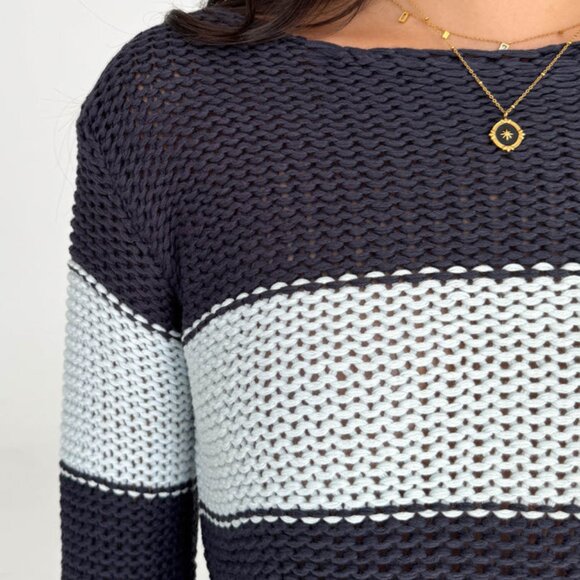 Grey Bandit Cropped Top, NWT - Picture 2 of 7